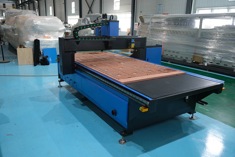 Лидеры продаж: Автоматические  – обзор и цена Cnc Router Machine